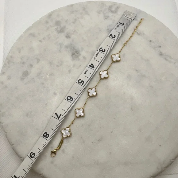 White Clover Station Bracelet Gold Tone Adjustable Mother of Pearl New Jewelry - Picture 4 of 4